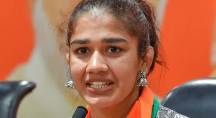 Babita Phogat: दीदी कुछ नहीं मिला, ऐसे में तुम्हारा दर्द समझा जा सकता है, बबीता फोगाट का साक्षी मलिक पर तंज