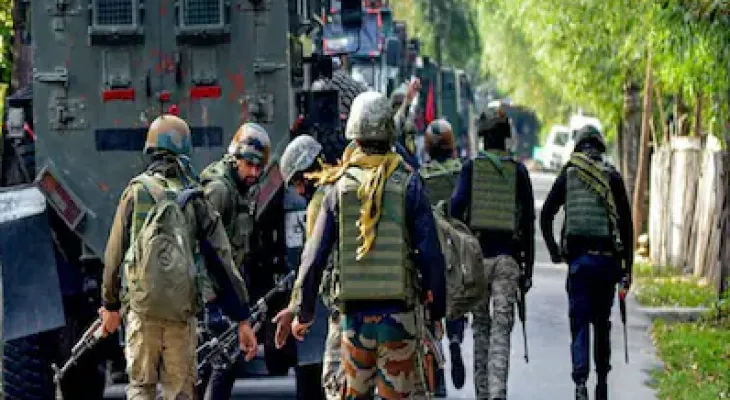 J&k Encounter : सेना के जवानों को मिली बड़ी सफलता, सोपोर में 2 आतंकी ढेर