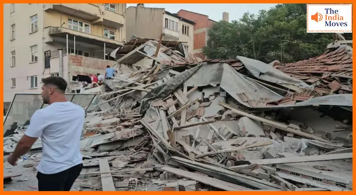 तुर्की में 6.1 तीव्रता के भूकंप के तेज झटके, कई इमारतें ढहीं; दहशत में लोग