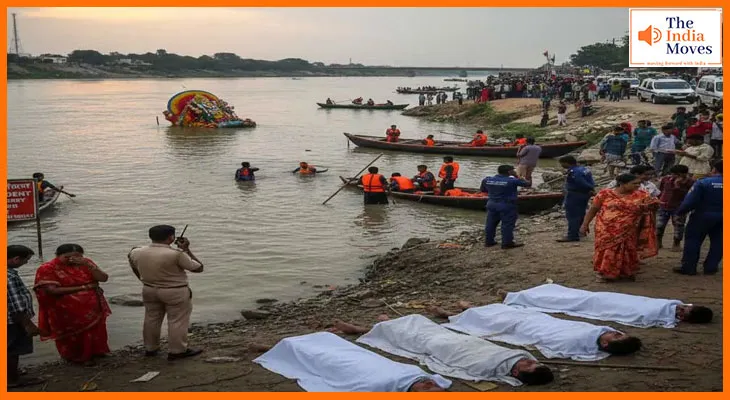 दुर्गा विसर्जन का जश्न बना मातम: आगरा में नदी हादसे में 13 लोग डूबे, तीन की मौत
