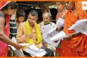 बिहार में SIR सर्वे का पहला चरण पूरा, लाखों वोटर रिकॉर्ड से बाहर