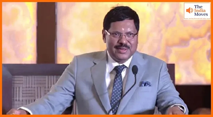'सनातन का अपमान नहीं सहेगा हिंदुस्तान' सुप्रीम कोर्ट में वकील ने की बीआर गवई पर जूता फेंकने की कोशिश