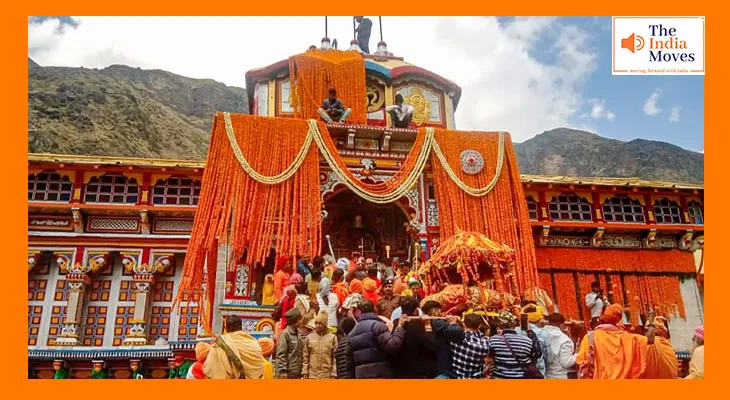बदरीनाथ धाम के कपाट खुले, 15 क्विंटल फूलों से हुआ भव्य श्रृंगार