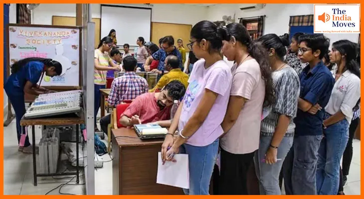 DUSU Election 2025: डूसू चुनाव में आज दो पालियों में मतदान, कल होगा परिणामों का ऐलान
