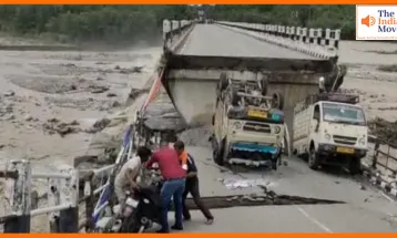 गुजरात में पुल हादसा, वडोदरा-आणंद हाईवे का पुल टूटा, मची अफरा-तफरी