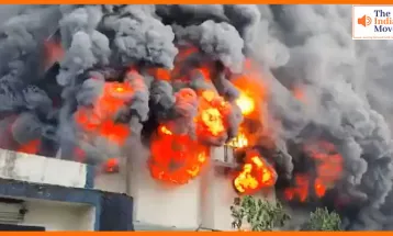 भिवंडी में कपड़ा डाई फैक्ट्री में भीषण आग, मौके पर दमकल की गाड़ियां मौजूद