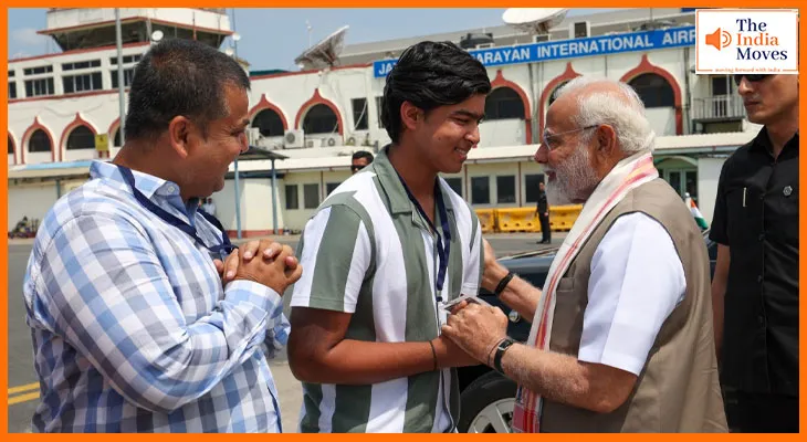 पटना एयरपोर्ट पर पीएम मोदी और वैभव सूर्यवंशी की खास मुलाकात!