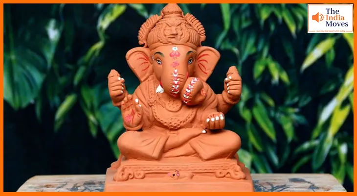 इस गणेश चतुर्थी घर पर तैयार करें अपनी बनाई मूर्ति – आसान स्टेप्स